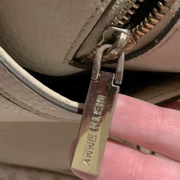 Anne Klein Purse - Picture 5 of 5